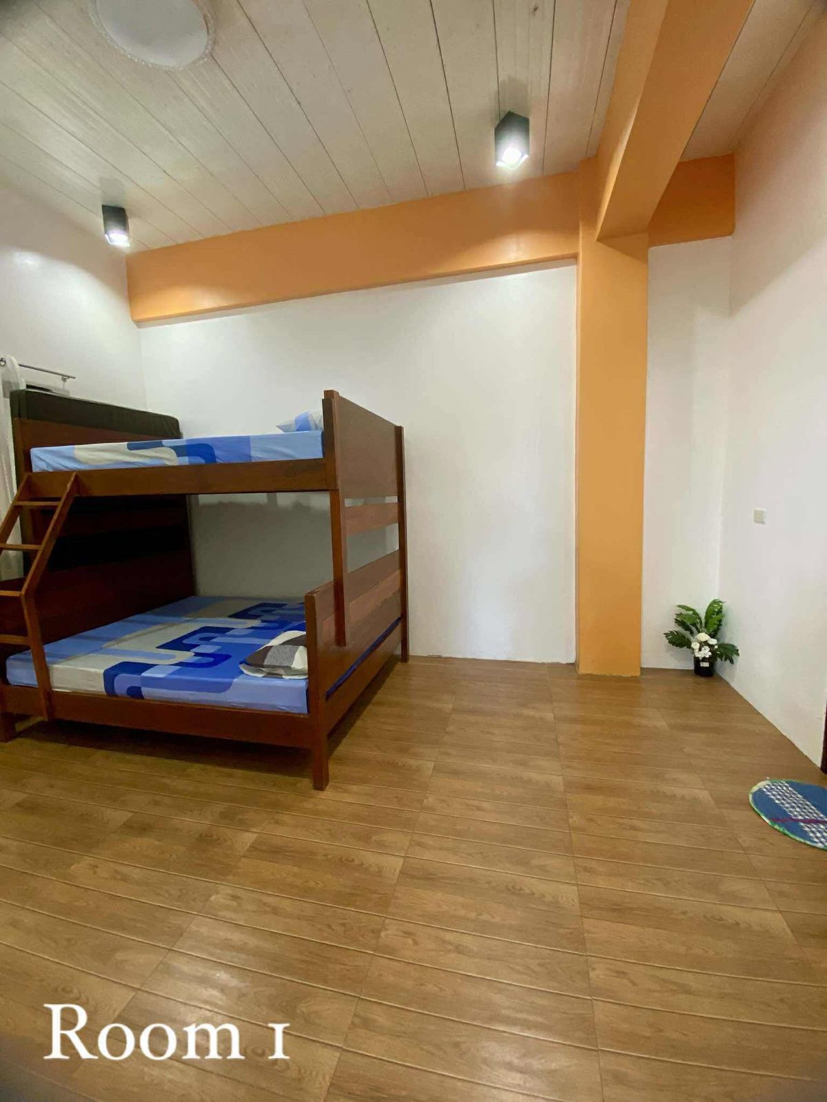 France Pio Resort — Bedroom area